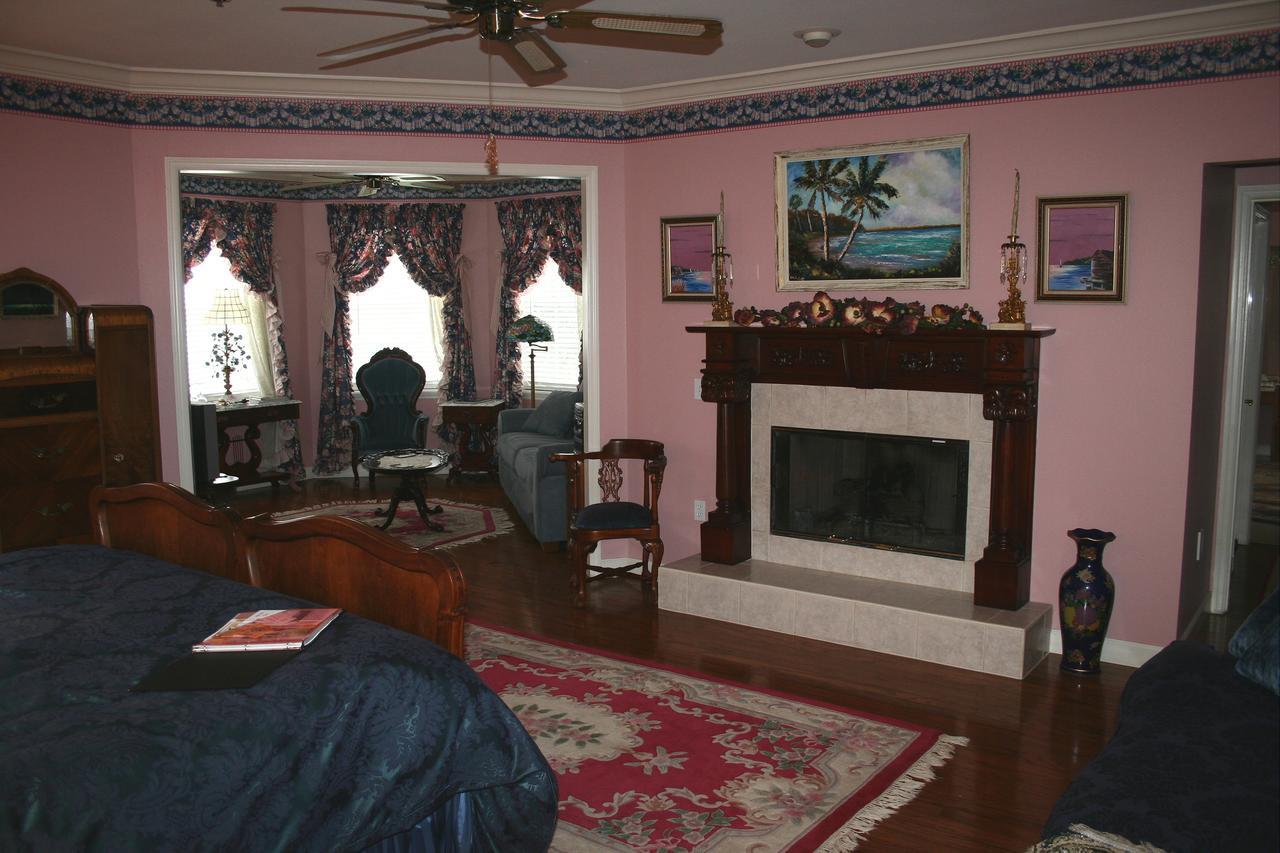 مونت دورا Heron Cay Lakeview Bed & Breakfast الغرفة الصورة